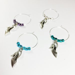high heel wine charms, unique high heel decorating ideas, bachelorette party decorations, bridal shower decorations, bridal shower hostess gift, shoe lover gifts